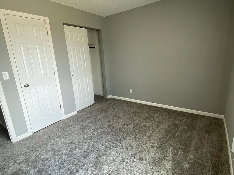 Cobblestone Circle Apartment 2 Bedroom, 1 Bath Secure Building — Photo 7