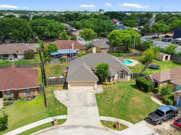 5344 Lynda Ct, North Richland Hills, TX 76180