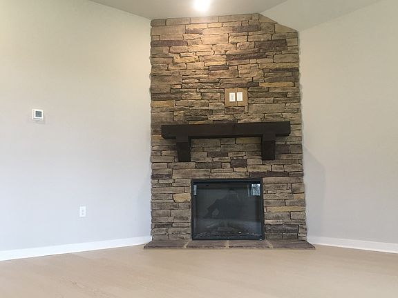2nd image of 1639 Burrows Avenue Cho Lot 58