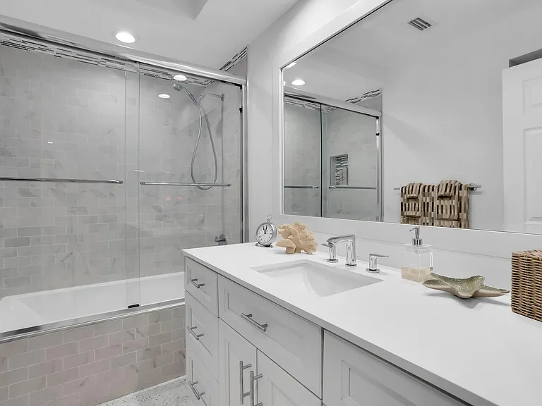 1012 Langer Way — Photo 17