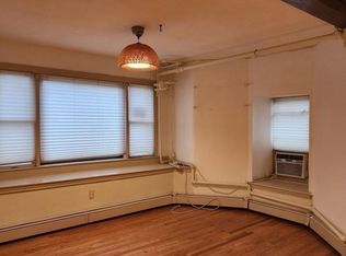 206 Sumner St #7, Newton, MA 02459