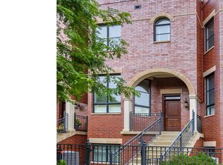 2633 N Hartland Ct #D24, Chicago, IL 60614