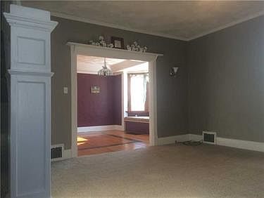 3rd image of 900 Ellsworth Ave