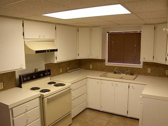 3rd image of 2223 S Rock Island St