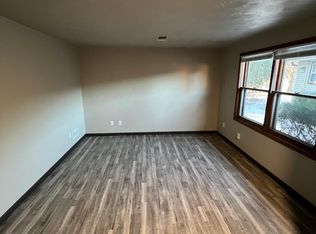 1240 Cardinal Ln #1244, Green Bay, WI 54313