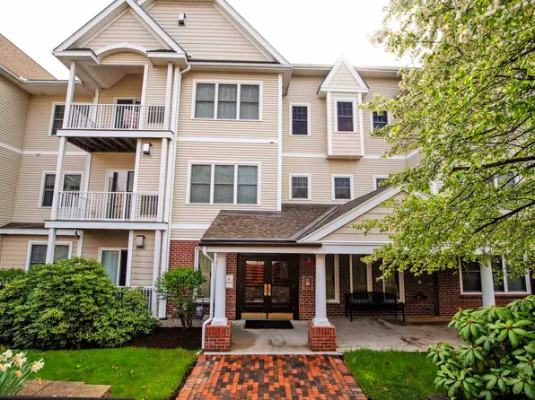 160 Daniel Webster Highway #212, Nashua, NH 03060