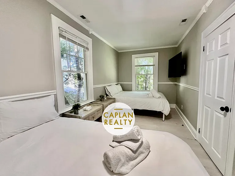 432 Lighthouse Rd — Photo 12