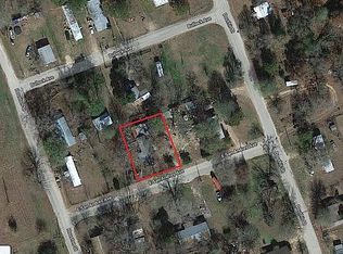 1009 E San Andres Ave, Rockdale, TX 76567