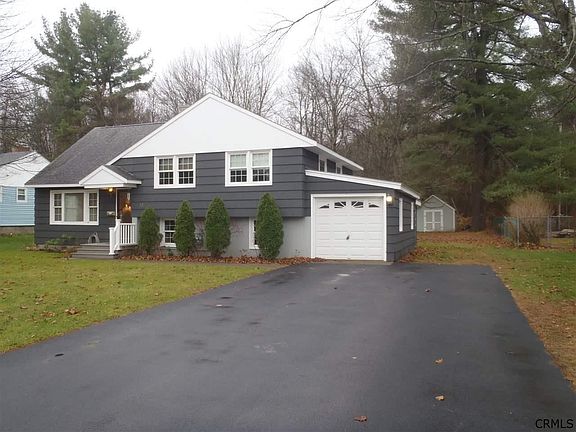 4th image of 13 Hughes Ct
