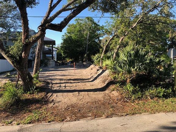 3rd image of San Juan St