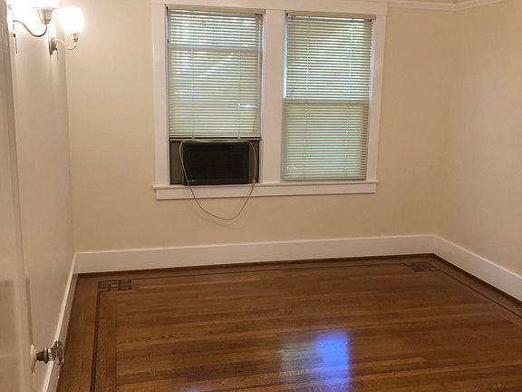 5th image of 2817 G St APT 2