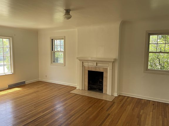 4th image of 1547 E Hollywood Ave