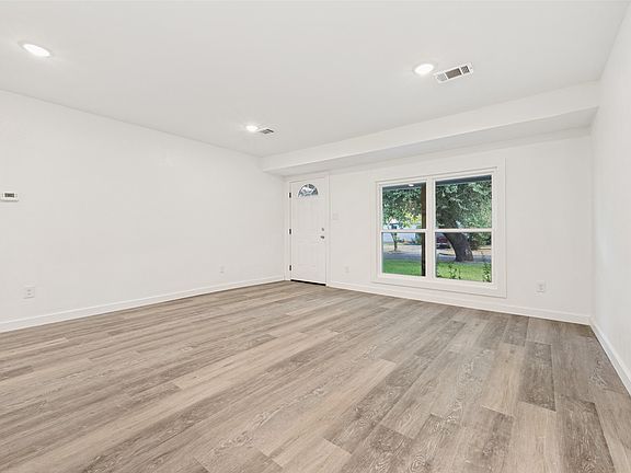 2nd image of 2661 Hudspeth Ave