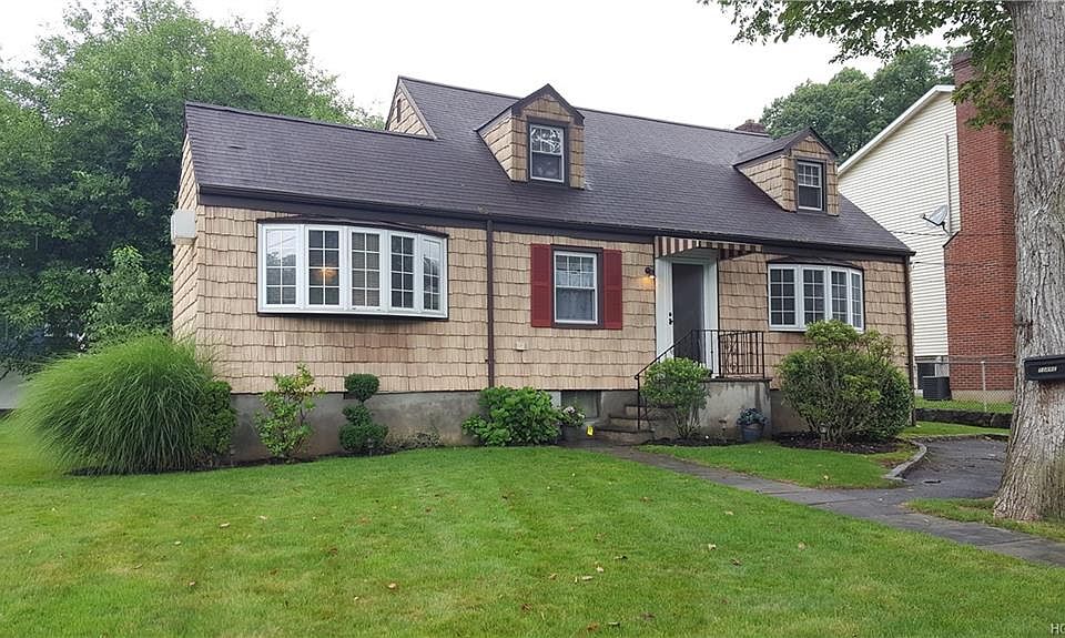 1st image of 25 Stanley Ave