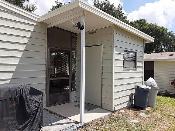 2nd image of 1350 Calle Del Sol Cir