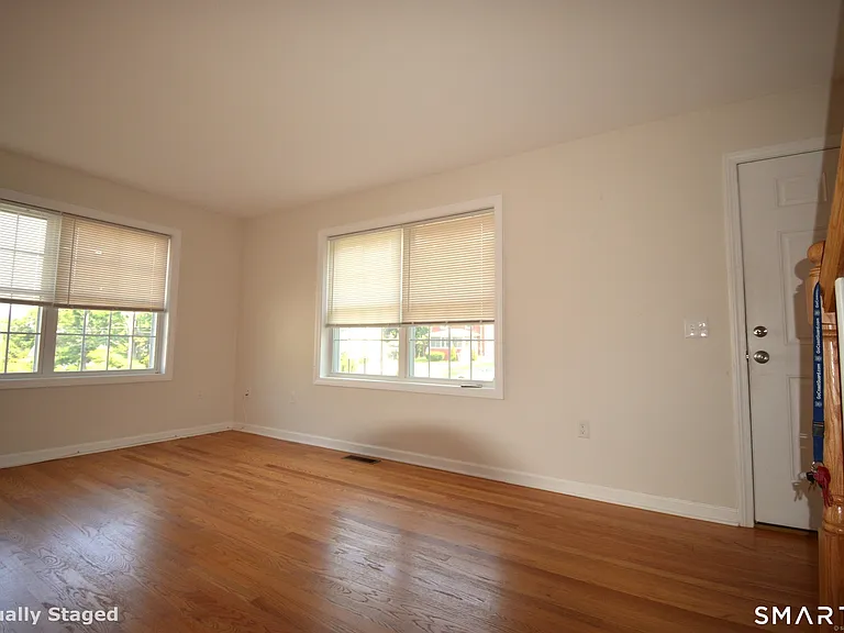 173 Saybrook Rd — Photo 3