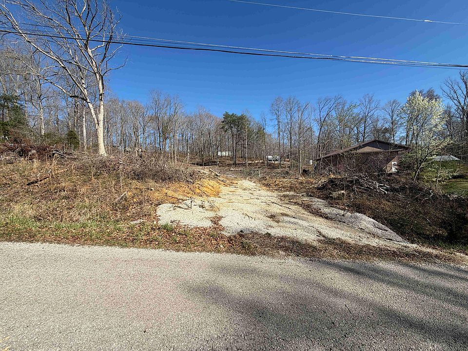 1st image of 201 Hill Dr