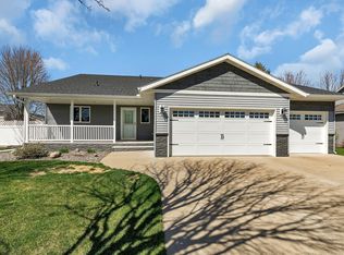 614 Lake Anna Dr, Avon, MN 56310