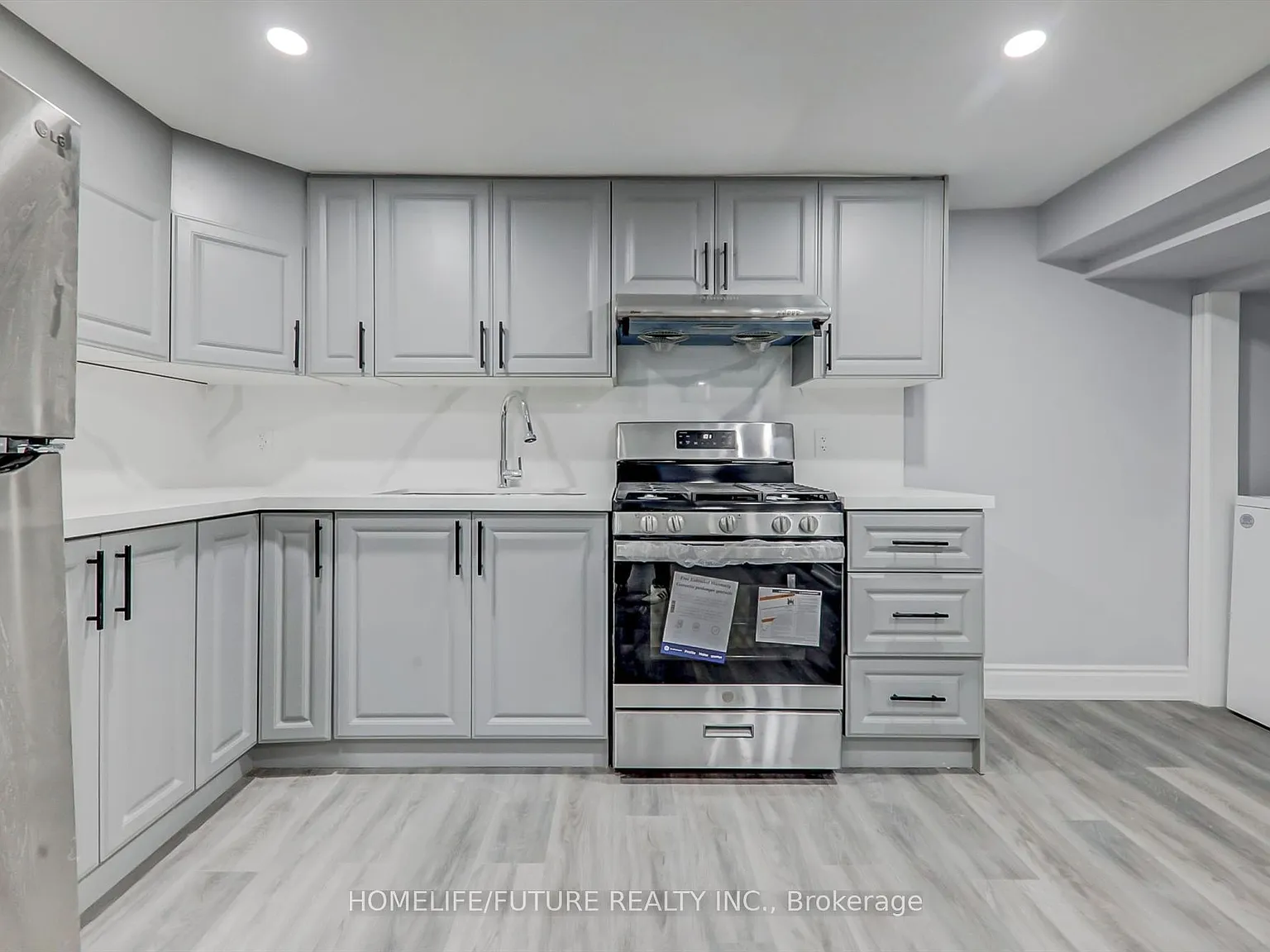 2 bed, $1,899 — Photo 4