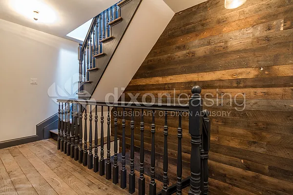 Rented by Dixon Advisory USA Inc. | media 8