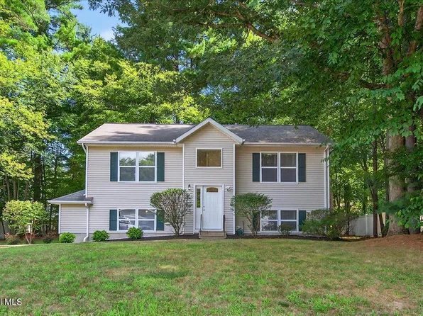 33 Larkspur Drive, Malta, NY 12020