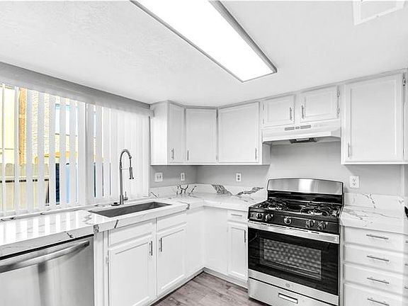 3rd image of 1444 Santa Anita Dr APT B