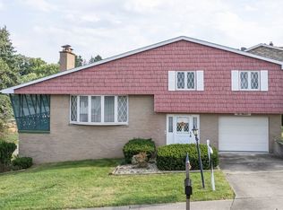 200 S Circle Dr, Weirton, WV