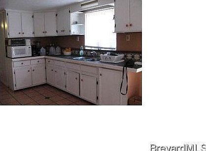 3rd image of 1786 Blanche Ave