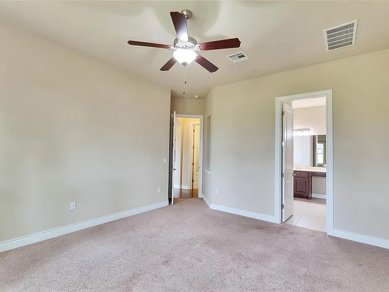 15012 Iveans Way — Photo 19
