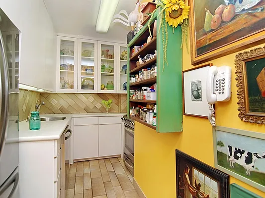 Sold by Sotheby's International Realty | media 5