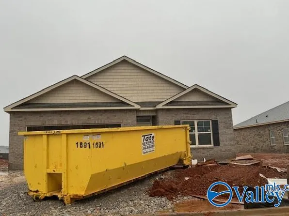 226 Antler Ridge Dr, Huntsville, AL 35811