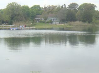 28 Middle Pond Rd, Southampton, NY 11968