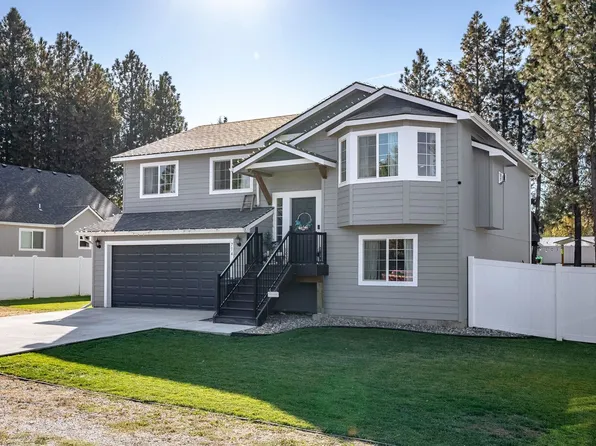 714 E 1st St, Deer Park, WA 99006