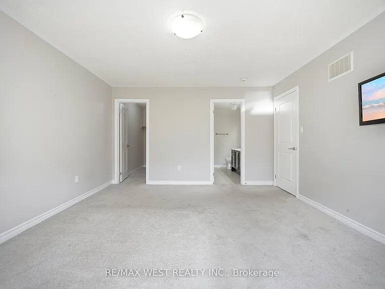 26 Hines St — Photo 24