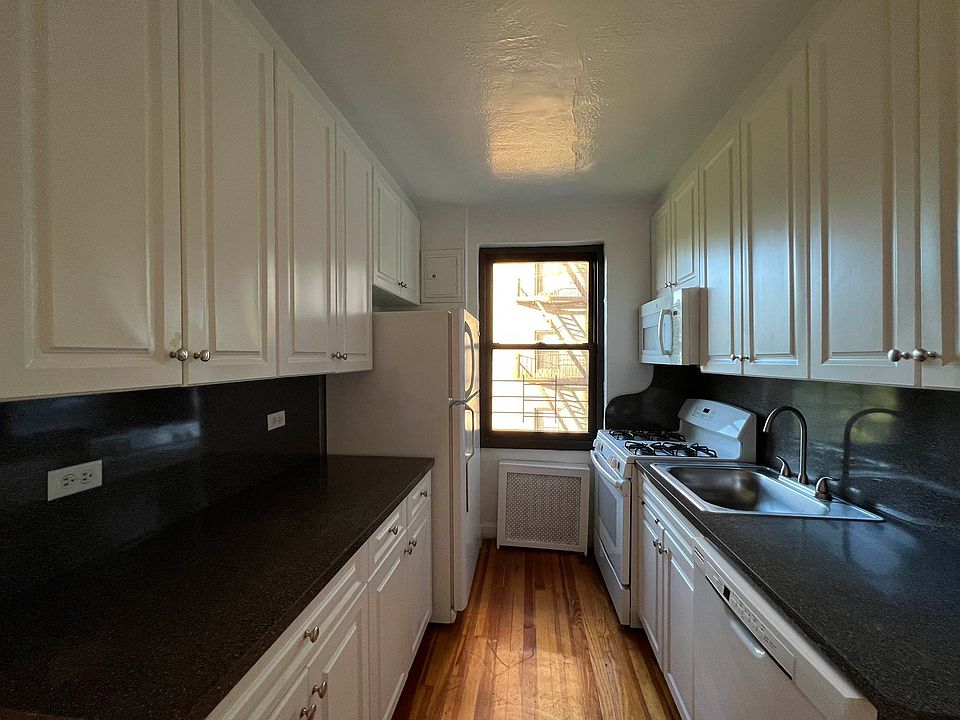 1st image of 3001 Henry Hudson Pkwy W #5H