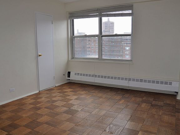 2nd image of 570 Grand St #L1904