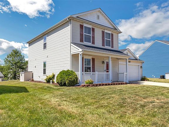 3rd image of 1525 Autumn Lakes Ln