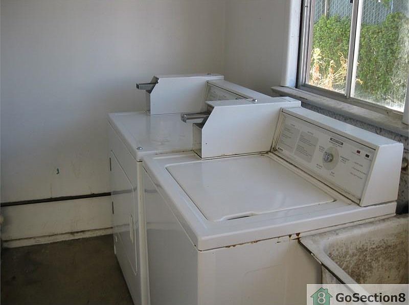 2nd image of 276 W 11th St