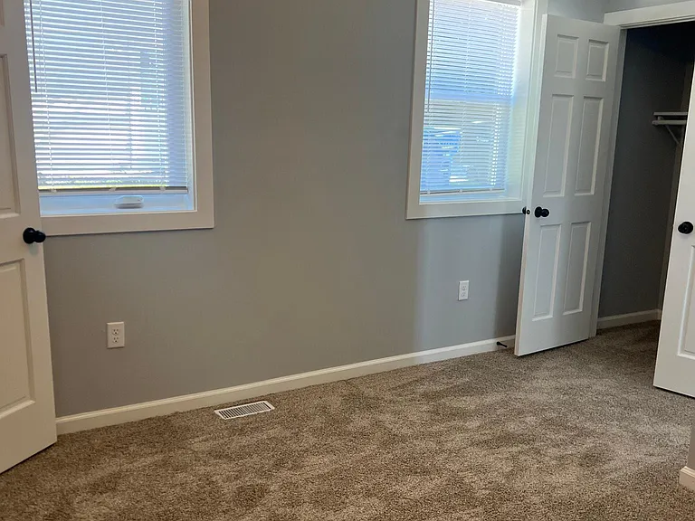613 Pershing Ave #1 — Photo 18