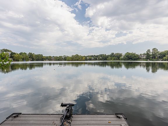 2nd image of 6375 Oxbow Way