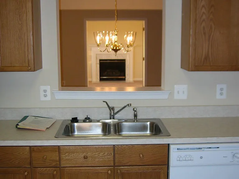 943 Monet Dr — Photo 12