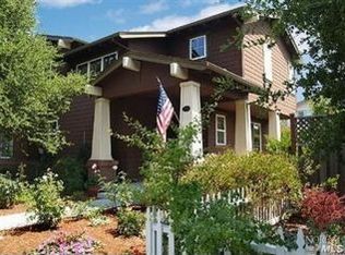 271 E Macarthur St, Sonoma, CA 95476