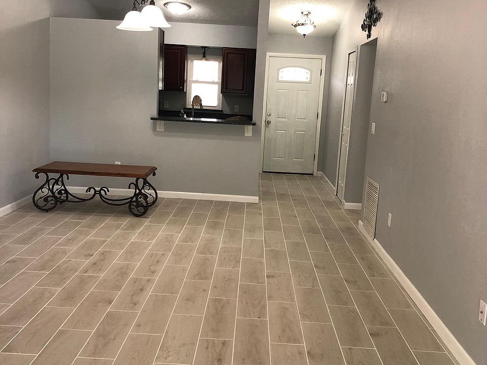 1st image of 3331 Netherwood Dr