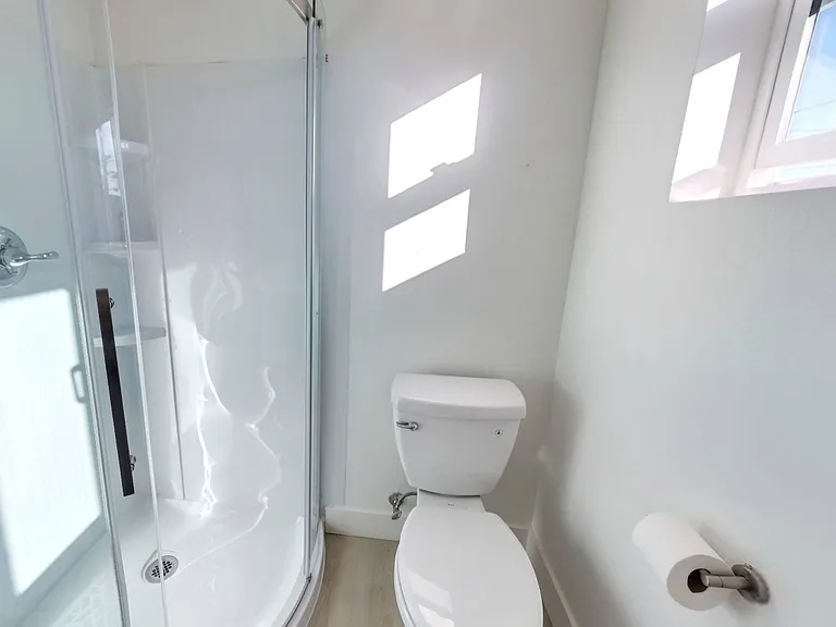 1224 W 37th Pl — Photo 90