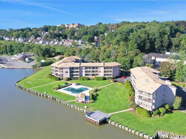 2 Park Place #C1E, Newburgh, NY 12550
