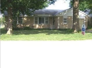 1521 Mound St, Winfield, KS 67156