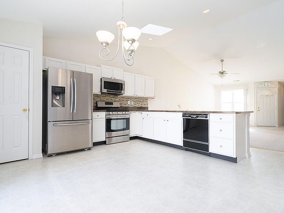 2nd image of 1808 W 86th Ln