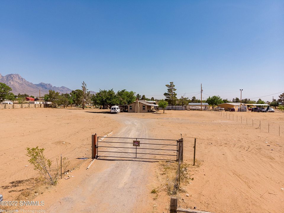 1st image of 9422 El Centro Blvd