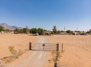 9422 El Centro Blvd, Las Cruces, NM 88012