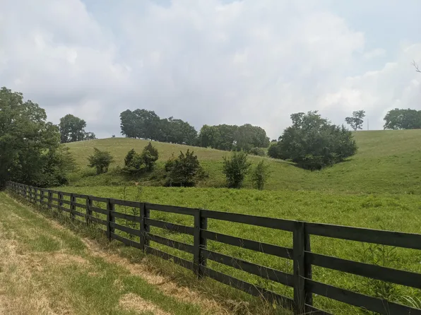 887 Rogers Gap Rd, Georgetown, KY 40324